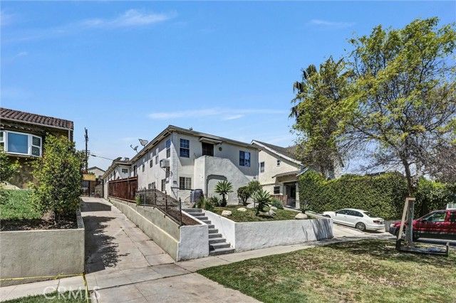 1861 S Redondo Boulevard, Los Angeles, CA 90019