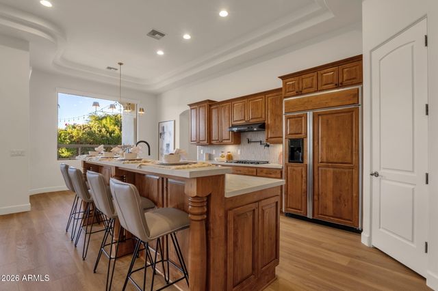 2156 E CHAMPAGNE Place, Chandler, AZ 85249