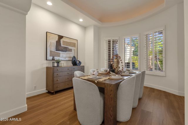 2156 E CHAMPAGNE Place, Chandler, AZ 85249