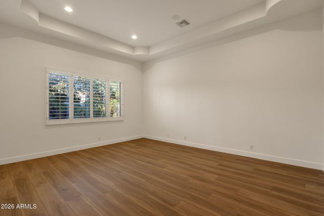 2156 E CHAMPAGNE Place, Chandler, AZ 85249
