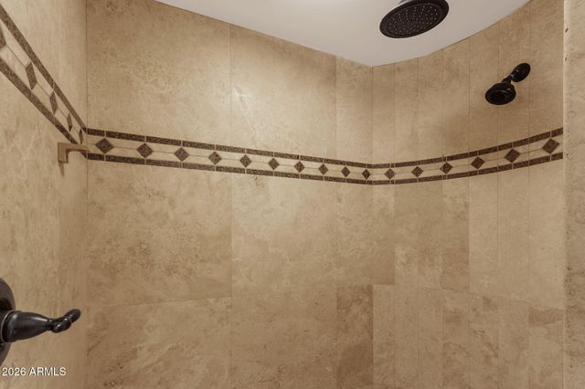 2156 E CHAMPAGNE Place, Chandler, AZ 85249