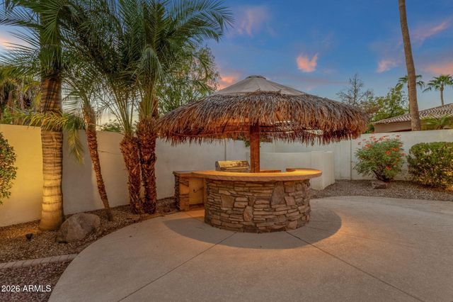 2156 E CHAMPAGNE Place, Chandler, AZ 85249