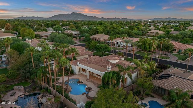 2156 E CHAMPAGNE Place, Chandler, AZ 85249