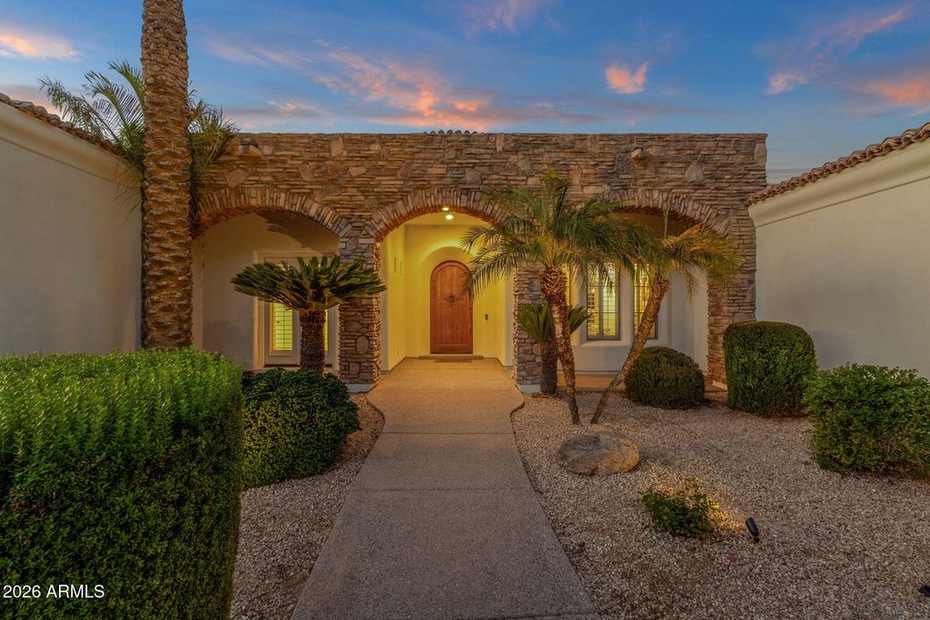 2156 E CHAMPAGNE Place, Chandler, AZ 85249 — photo 3