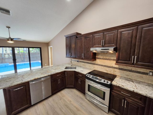 14288 Aster Avenue, Wellington, FL 33414