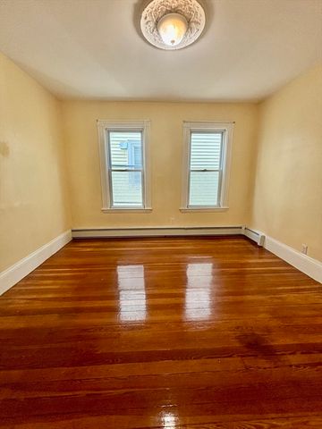 11 Raven St 2, Boston, MA 02125