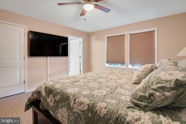 503 LIGHTHOUSE DR, Manahawkin, NJ 08050