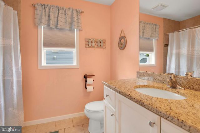 503 LIGHTHOUSE DR, Manahawkin, NJ 08050