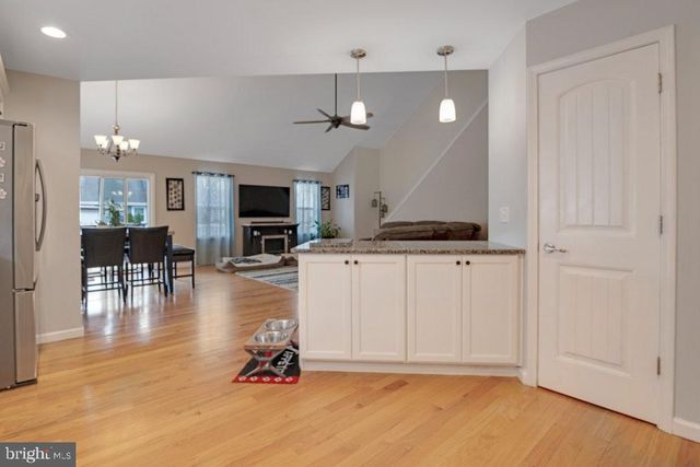 503 LIGHTHOUSE DR, Manahawkin, NJ 08050
