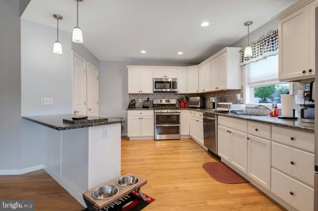 503 LIGHTHOUSE DR, Manahawkin, NJ 08050