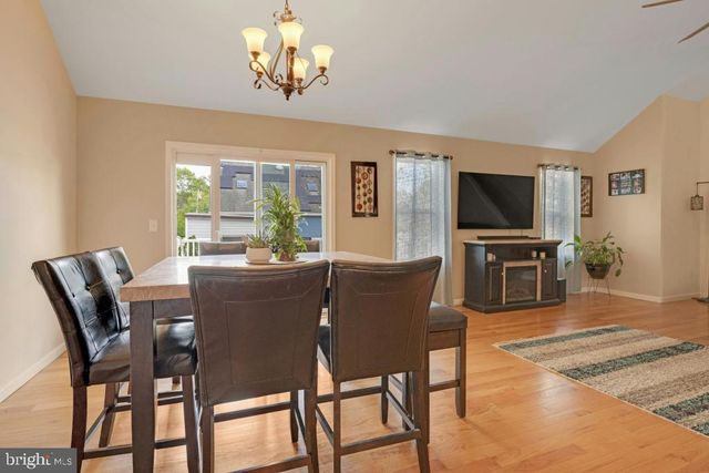 503 LIGHTHOUSE DR, Manahawkin, NJ 08050