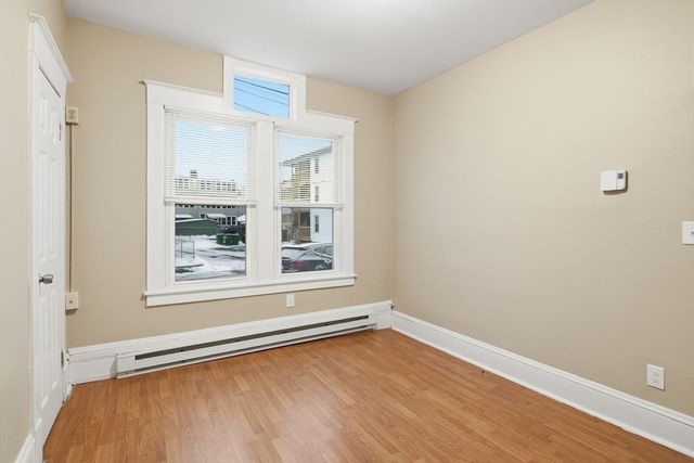 621 Chicopee St, Chicopee, MA 01013
