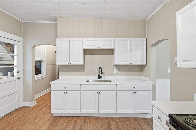 621 Chicopee St, Chicopee, MA 01013