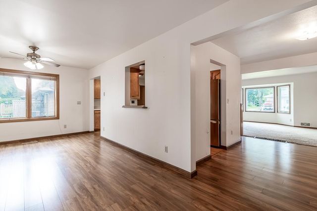 100 Meadow Lane, Mankato, MN 56001