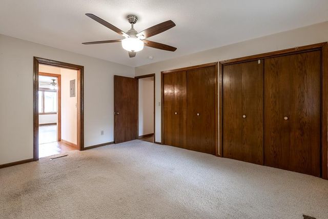 100 Meadow Lane, Mankato, MN 56001