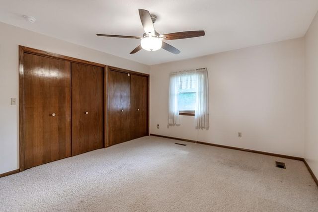 100 Meadow Lane, Mankato, MN 56001