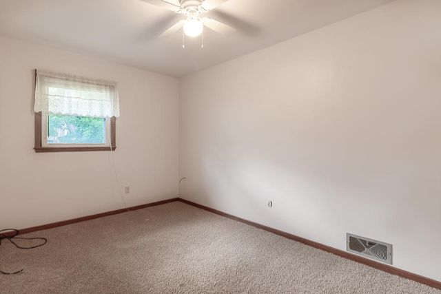 100 Meadow Lane, Mankato, MN 56001