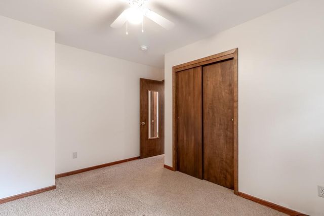 100 Meadow Lane, Mankato, MN 56001