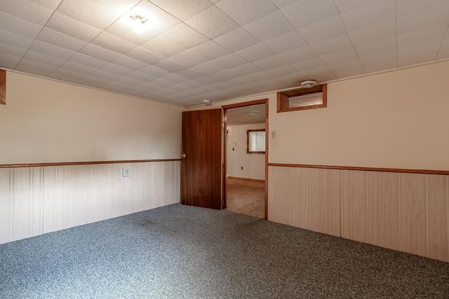 100 Meadow Lane, Mankato, MN 56001