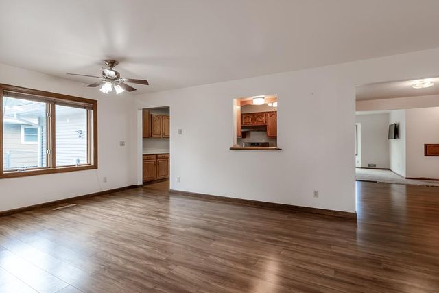 100 Meadow Lane, Mankato, MN 56001