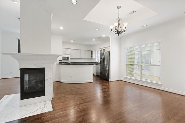 801 Knox Street, Houston, TX 77007