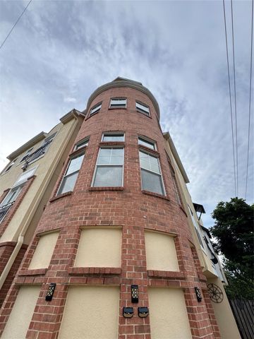 801 Knox Street, Houston, TX 77007