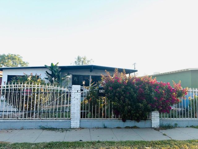 436 W Strother Avenue, Fresno, CA 93706