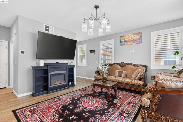 431 Colina Way, El Sobrante, CA 94803