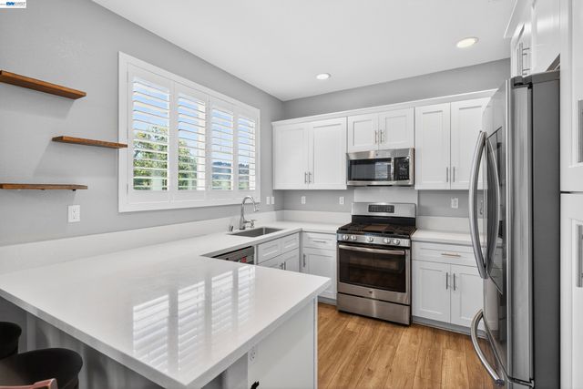 431 Colina Way, El Sobrante, CA 94803