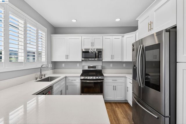 431 Colina Way, El Sobrante, CA 94803