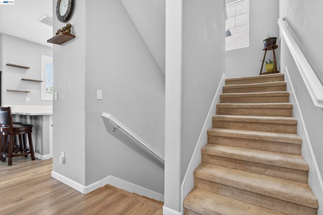 431 Colina Way, El Sobrante, CA 94803