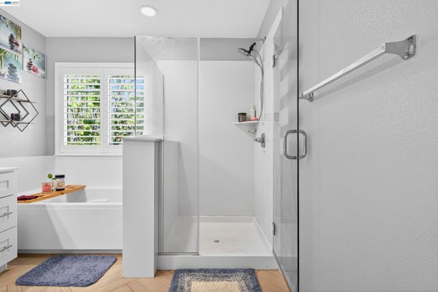431 Colina Way, El Sobrante, CA 94803