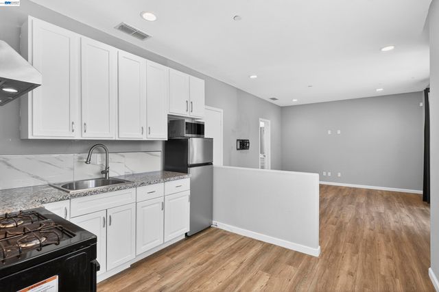 431 Colina Way, El Sobrante, CA 94803