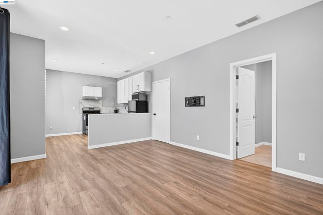 431 Colina Way, El Sobrante, CA 94803