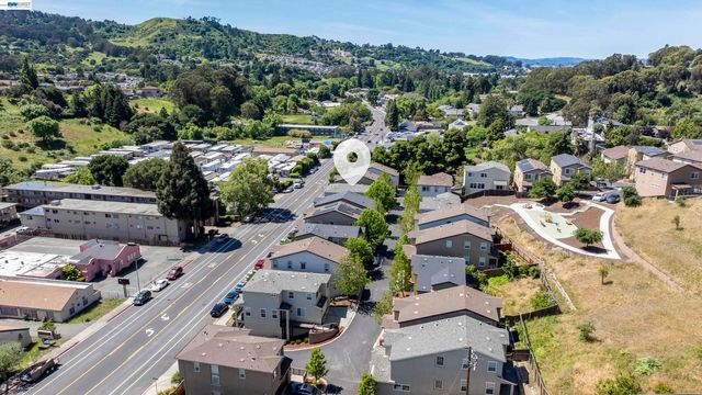 431 Colina Way, El Sobrante, CA 94803