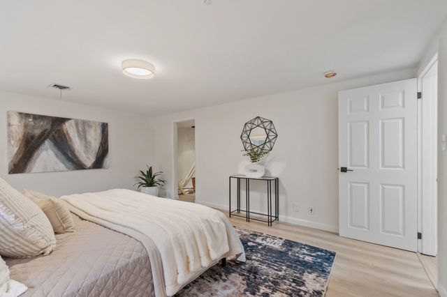 16 Bowl Rd, Chelmsford, MA 01824