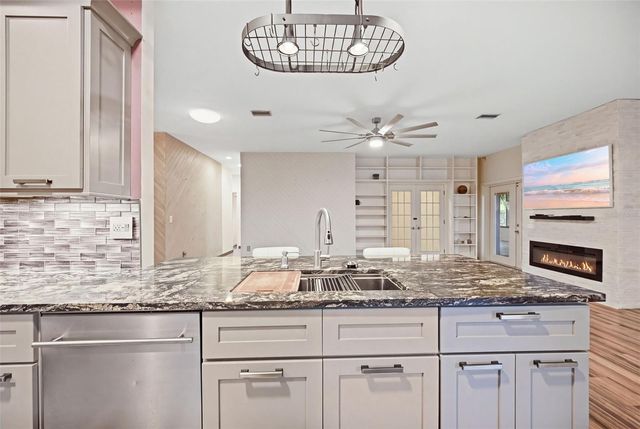 4656 31ST COURT E, Bradenton, FL 34203