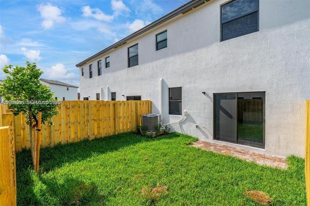 23509 SW 129th Path, Homestead, FL 33032