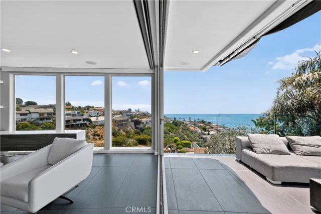 855 Santa Ana Street, Laguna Beach, CA 92651