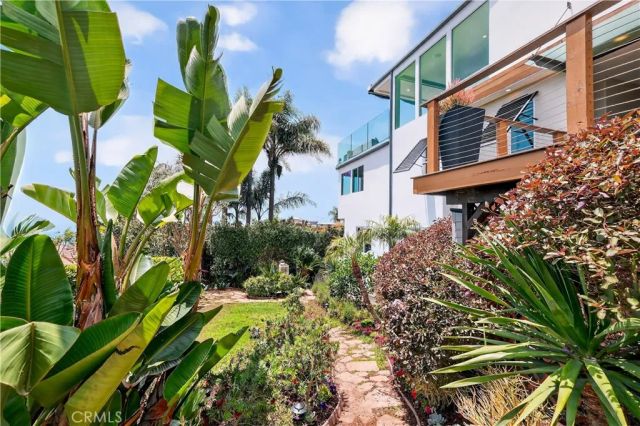 855 Santa Ana Street, Laguna Beach, CA 92651