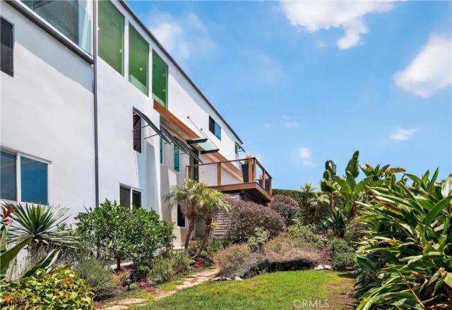 855 Santa Ana Street, Laguna Beach, CA 92651