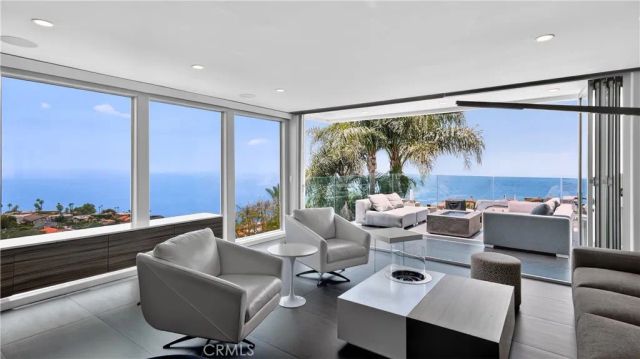 855 Santa Ana Street, Laguna Beach, CA 92651