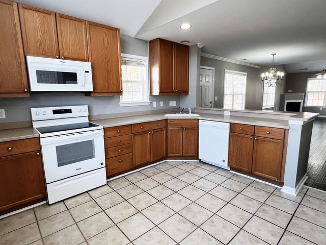 373 Still Water Circle, Boiling Springs, SC 29316