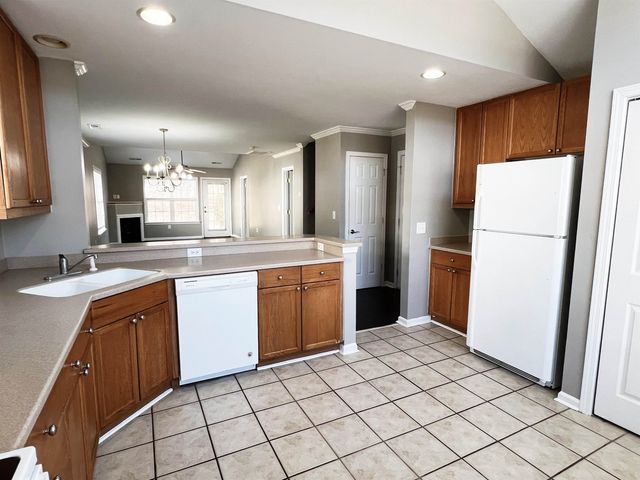 373 Still Water Circle, Boiling Springs, SC 29316