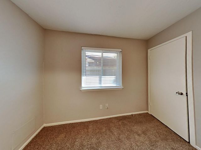 209 Greenshire Drive, League City, TX 77573