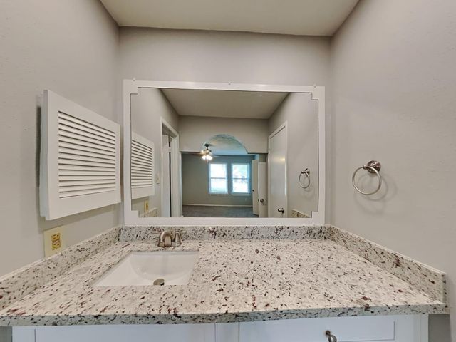 209 Greenshire Drive, League City, TX 77573