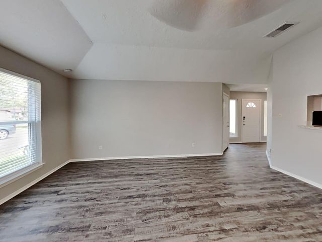 209 Greenshire Drive, League City, TX 77573