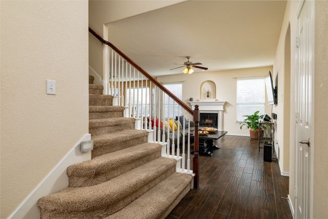 45 Beechcreek Drive, Edgecliff Village, TX 76134