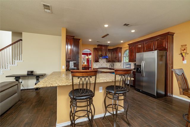 45 Beechcreek Drive, Edgecliff Village, TX 76134