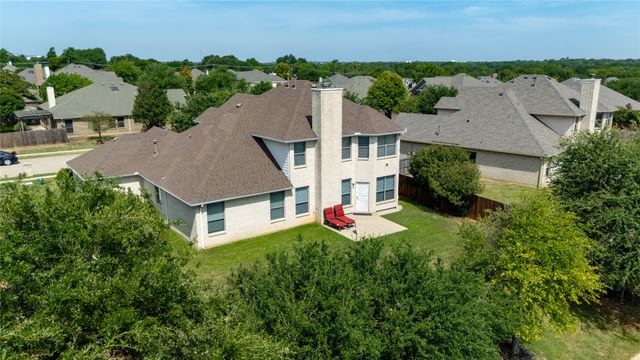 45 Beechcreek Drive, Edgecliff Village, TX 76134